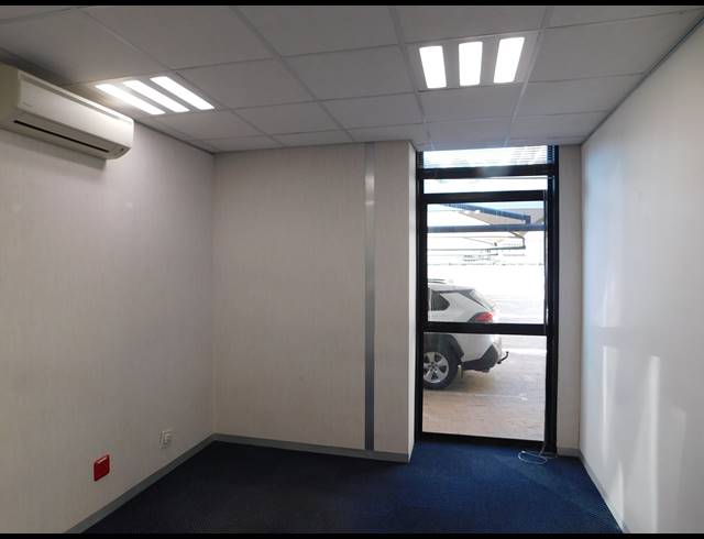 157M² OFFICE TO LET IN ROSEBANK